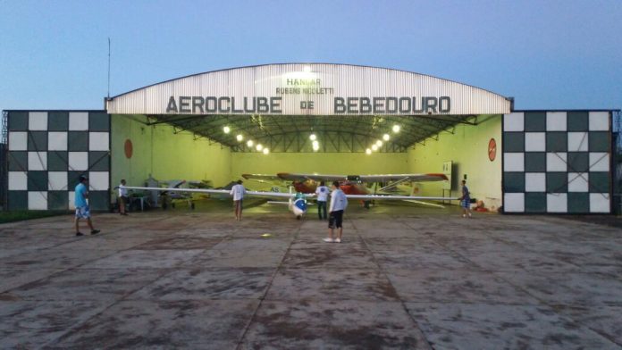 Aeroclube completa 30 anos de prática do voo a vela