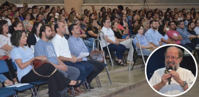 Semeb realiza planejamento do ano letivo