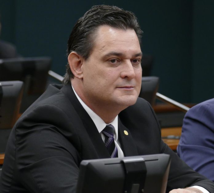 _8300408 Geninho - Copia