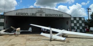 Aeroclube quer assinar acordo para retomar atividades