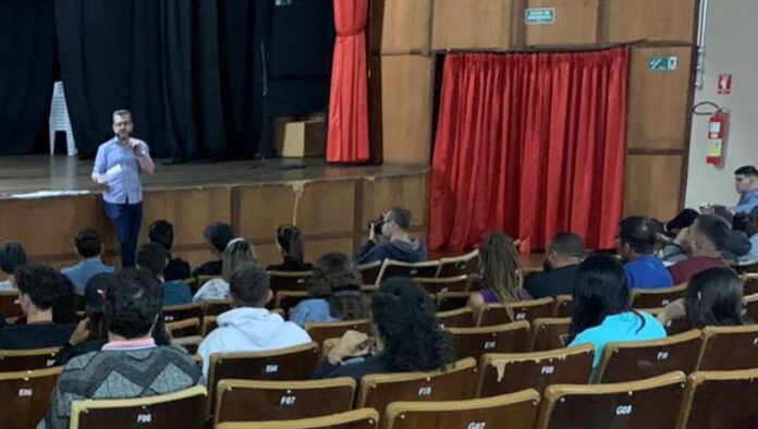 Aud publica Lei P Gustavo - Cópia