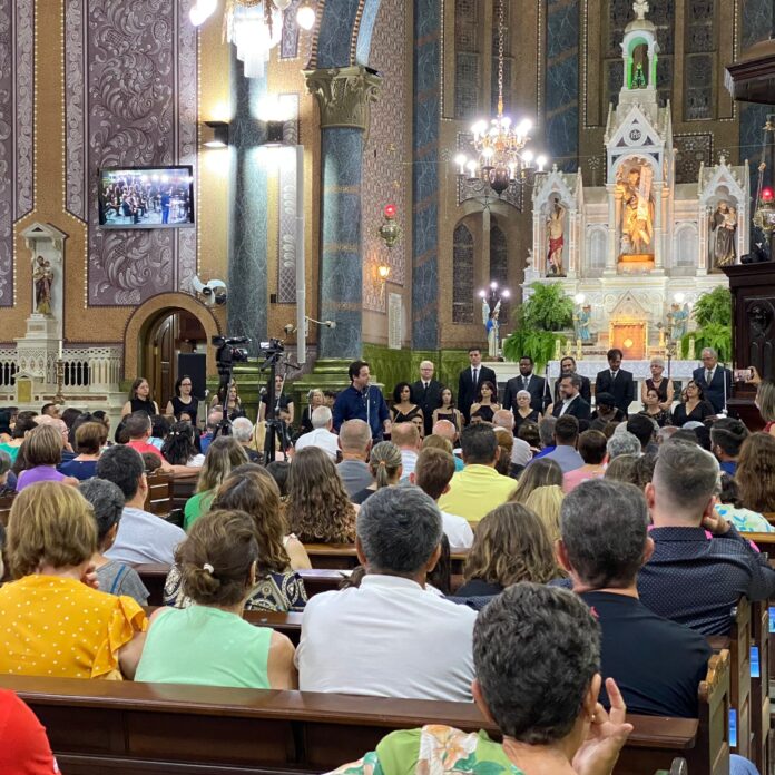 Concerto de Natal-prefeito, Lucas Seren (1)