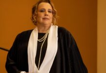 Ana Beatriz Nogueira estreia novela vertical sem medo: “A gente pode acertar e errar feio”