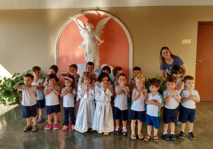 DIA DO ANJO DA GUARDA - COLÉGIO (2)