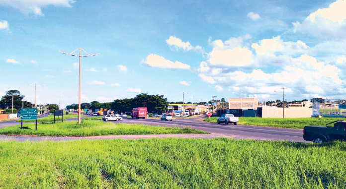 Entrada onde sera construido o viaduto da raul furquim