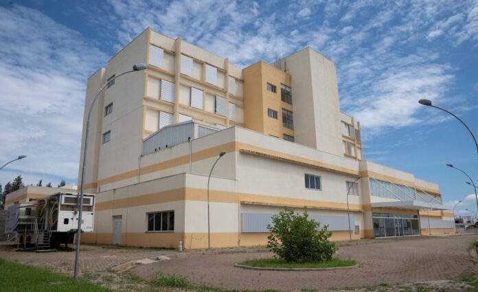 Estrutura de primeira