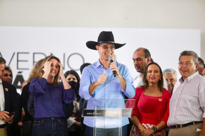 Foto principal - Governo na Área OK