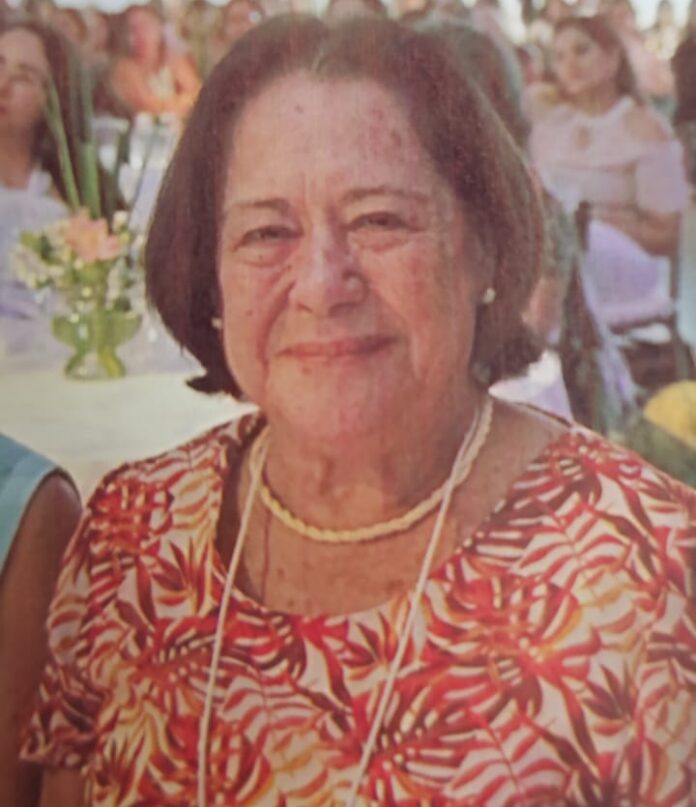 IMG-20230426-WA0029 Heleninha Paiva