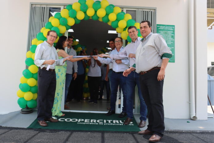 IMG_1096 Coopercitrus em Oliveira