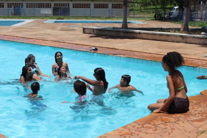 1ª semana da ‘Colônia de Férias’ reúne 30 crianças no Jd. Santaella