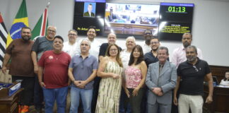 Legislativo aprova projetos nas áreas de educação, saúde e assistência social