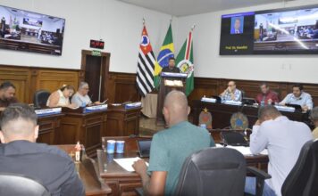 Câmara define integrantes da CPI do lixo