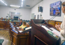 Câmara aprova convocação de secretário e recebe esclarecimentos sobre Plano Municipal de Educação