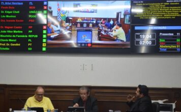 Legislativo aprova reestruturação previdenciária e pacote de projetos