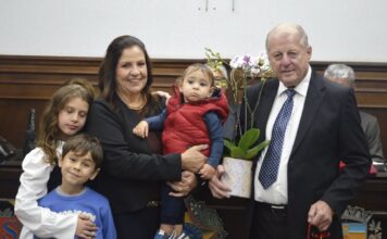 Marcos Mutton recebe Título de Cidadão Benemérito