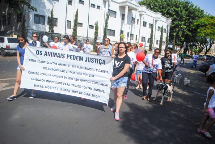 Passeata em prol dos animais (4)
