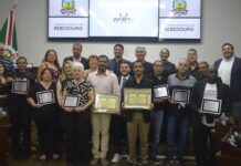 Servidores públicos são homenageados em sessão solene na Câmara