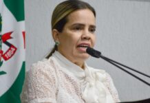 Secretária da Saúde fala na Tribuna da Câmara sobre Samu, ambulâncias, medicamentos e atendimento na rede municipal