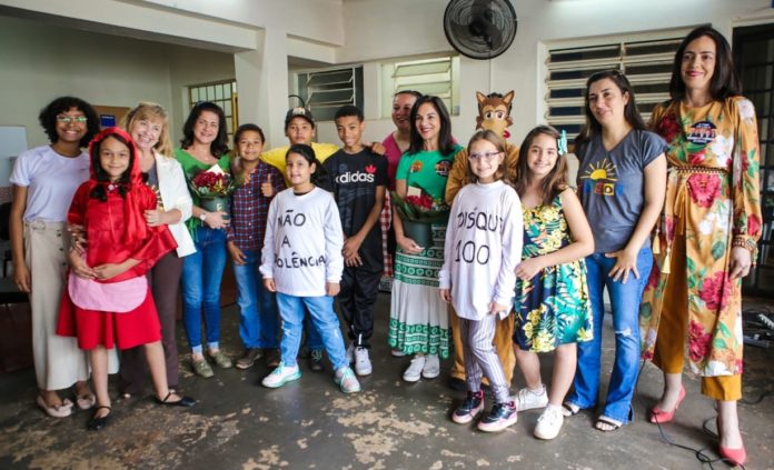 Visita das mulheres 1 - Copia