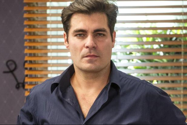 amor perfeito Crítica