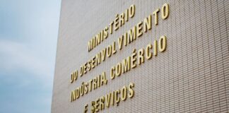 Agro brasileiro amplia participação global, mas enfrenta pressão dos insumos