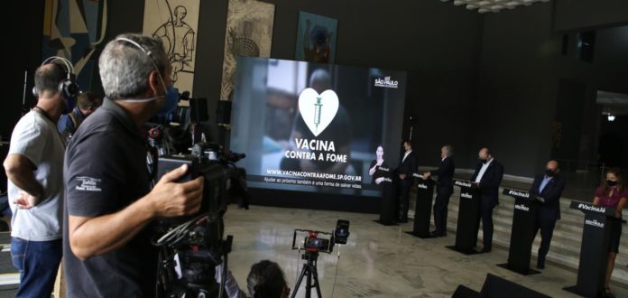 coletiva-de-imprensa-do-governo-de-sp-com-informaes-sobre-o-combate-ao-coronavrus_51001354564_o