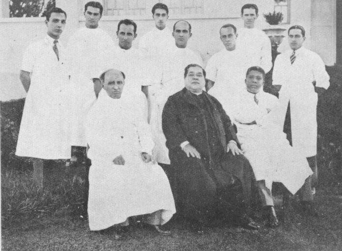 corpo clínico e provedor