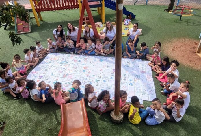 escola colcha da paz