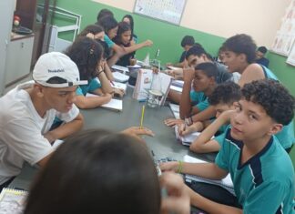 Alunos de Botafogo transformam curiosidade em ciência