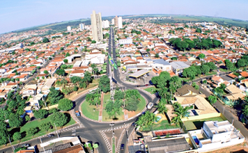 Bebedouro deve ter atenção redobrada com chuva e ventos durante passagem de frente fria