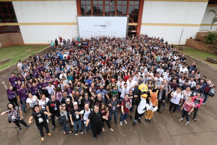 fotooficiallatinoware2018-1024x683