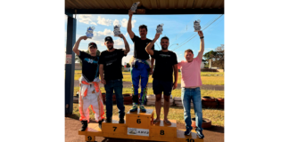 Pista invertida agita campeonato de kart e disputa fica acirrada