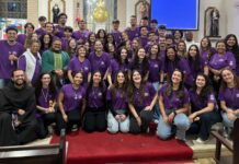Paróquia Sagrado Coração de Jesus recebe missão de jovens salesianos
