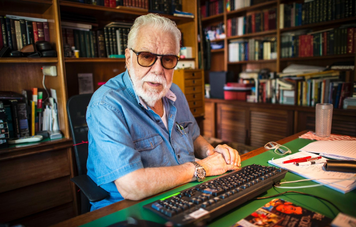 manoel carlos Crítica