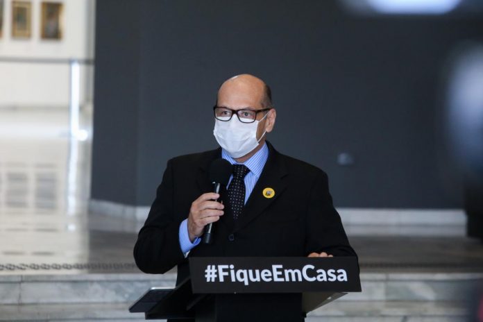 mini_coletiva-de-imprensa-sobre-coronavrus_49909105933_o