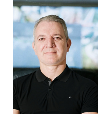 Gente: Luciano Louzane